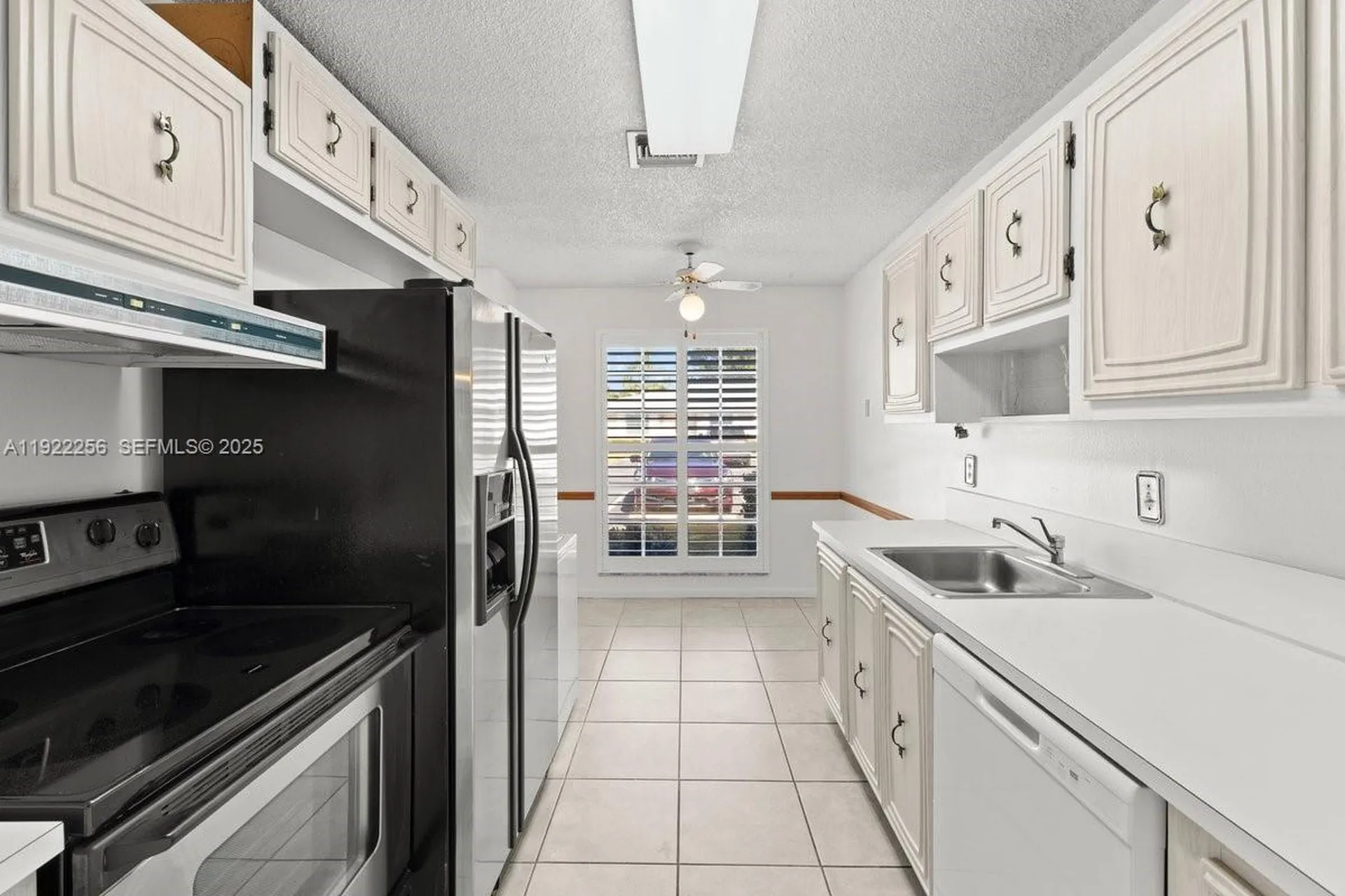 13752 S Via Flora Delray Beach FL 33484