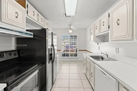 13752 S Via Flora Delray Beach FL 33484