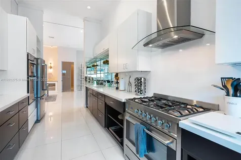 2112 NE 17th Avenue Wilton Manors FL 33305