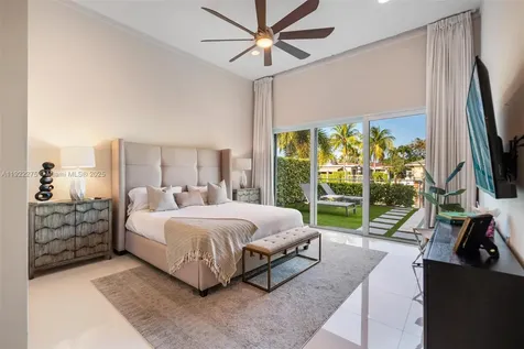 2112 NE 17th Avenue Wilton Manors FL 33305