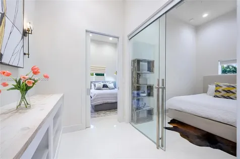 2112 NE 17th Avenue Wilton Manors FL 33305