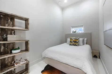 2112 NE 17th Avenue Wilton Manors FL 33305