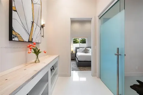 2112 NE 17th Avenue Wilton Manors FL 33305