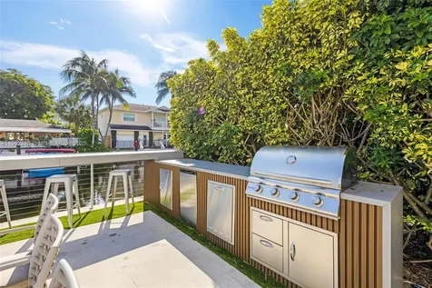 2112 NE 17th Avenue Wilton Manors FL 33305