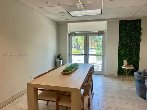 19390 Collins Avenue Sunny Isles Beach FL 33160
