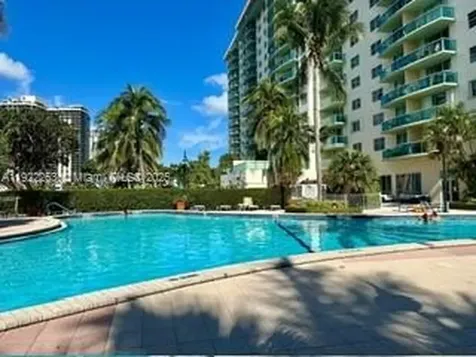 19390 Collins Avenue Sunny Isles Beach FL 33160