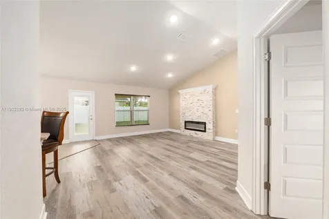 4413 NW 1 Court Ocala FL 34475