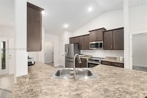 4413 NW 1 Court Ocala FL 34475