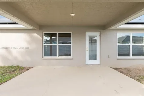 4413 NW 1 Court Ocala FL 34475