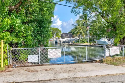 40 Pirates Drive Key Largo FL 33037