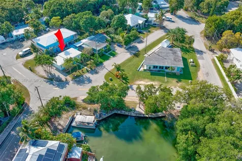 40 Pirates Drive Key Largo FL 33037