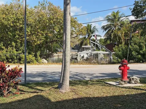 40 Pirates Drive Key Largo FL 33037