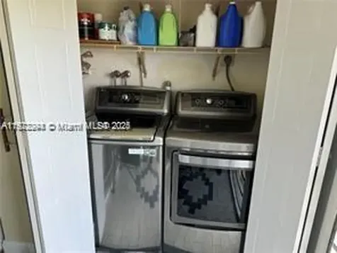 3571 Inverrary Drive Lauderhill FL 33319