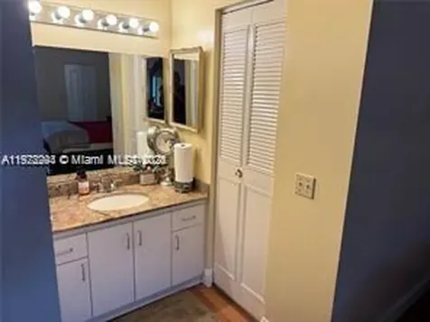 3571 Inverrary Drive Lauderhill FL 33319