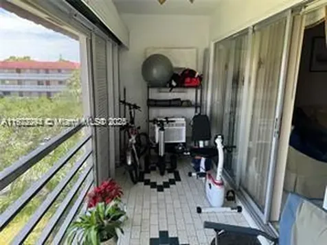 3571 Inverrary Drive Lauderhill FL 33319