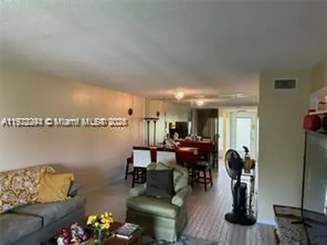 3571 Inverrary Drive Lauderhill FL 33319