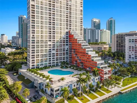 1541 Brickell Avenue Miami FL 33129