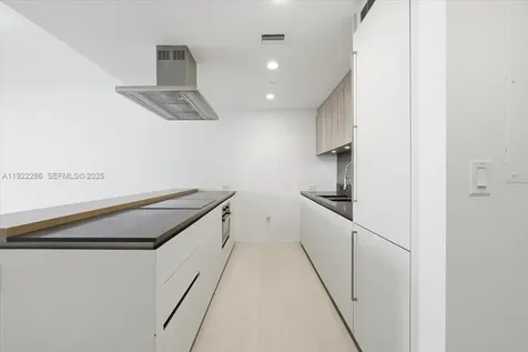 1000 Brickell Plaza Miami FL 33131