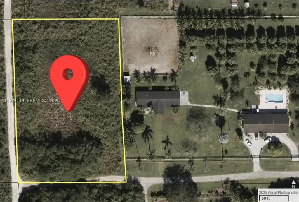 16000 SW 213 Avenue Miami FL 33187