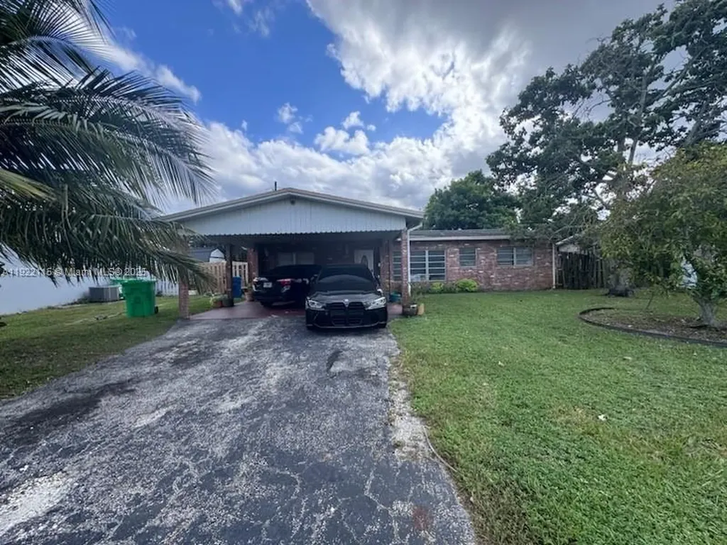 5890 NW 15th Street Sunrise FL 33313