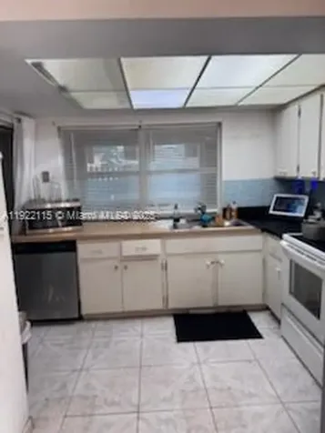 5890 NW 15th Street Sunrise FL 33313