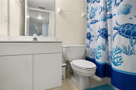 9610 Victoria Lane Naples FL 34109