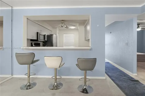 9610 Victoria Lane Naples FL 34109