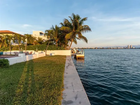 1680 S Treasure Drive North Bay Village FL 33141