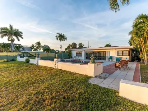 1680 S Treasure Drive North Bay Village FL 33141