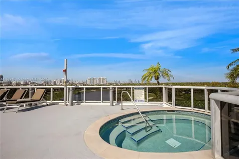 2001 Meridian Avenue Miami Beach FL 33139