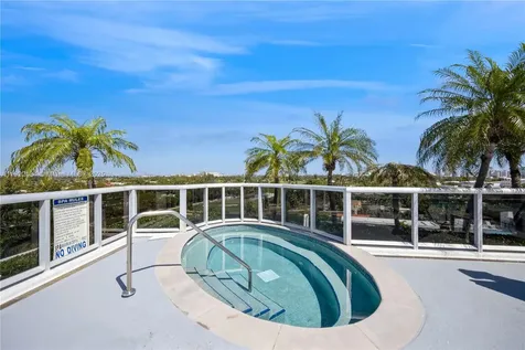 2001 Meridian Avenue Miami Beach FL 33139