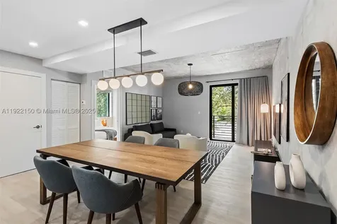 637 NE 4th Avenue Fort Lauderdale FL 33304
