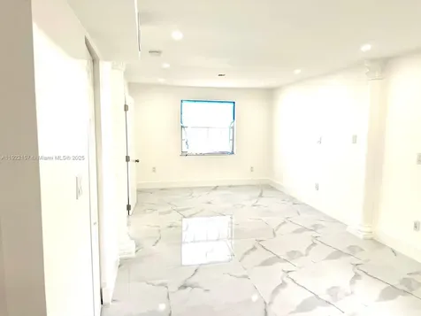 712 Hialeah Drive Hialeah FL 33010