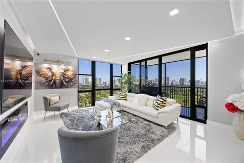 20379 W Country Club Drive Aventura FL 33180