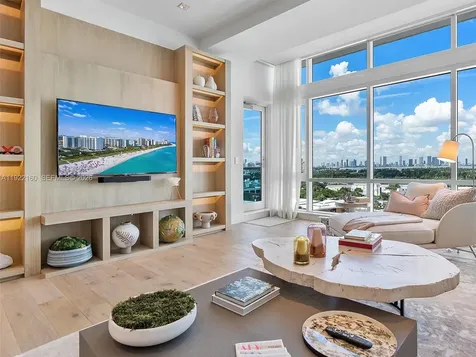 102 24th Street Miami Beach FL 33139