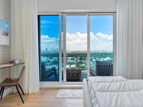 102 24th Street Miami Beach FL 33139