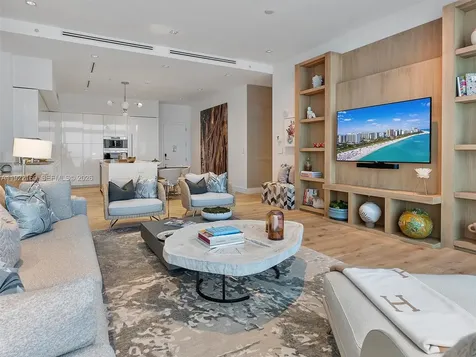 102 24th Street Miami Beach FL 33139
