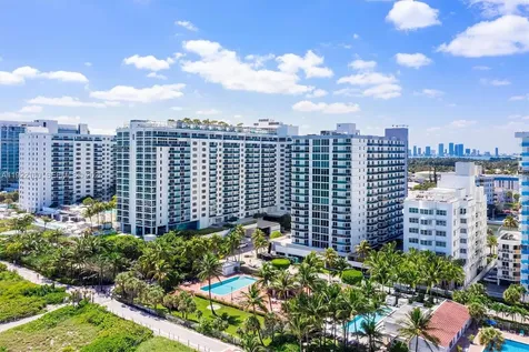 102 24th Street Miami Beach FL 33139