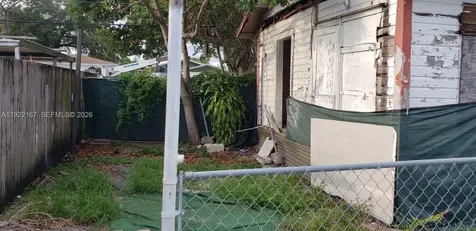 3631 SW 6th Street Miami FL 33135