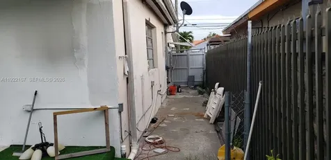 3631 SW 6th Street Miami FL 33135