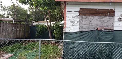 3631 SW 6th Street Miami FL 33135