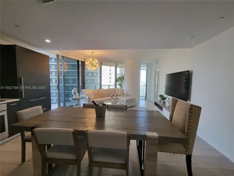 45 SW 9th Street Miami FL 33130