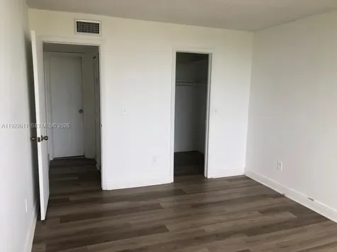 North Miami FL 33161