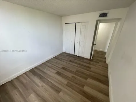 North Miami FL 33161