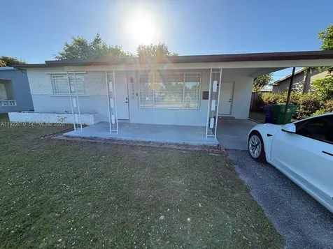 2340 Jamaica Drive Miramar FL 33023