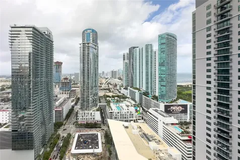 159 NE 6th Street Miami FL 33132