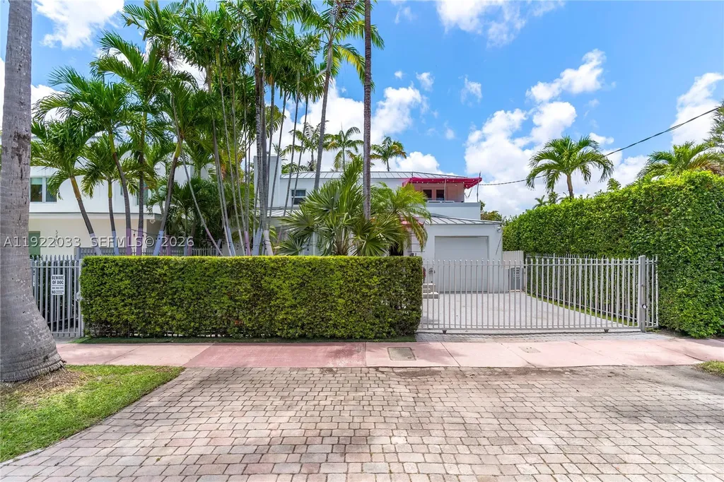 3470 Sheridan Avenue Miami Beach FL 33140