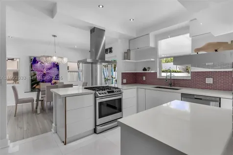 3470 Sheridan Avenue Miami Beach FL 33140