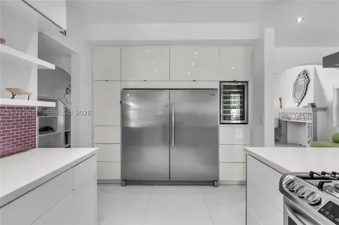 3470 Sheridan Avenue Miami Beach FL 33140