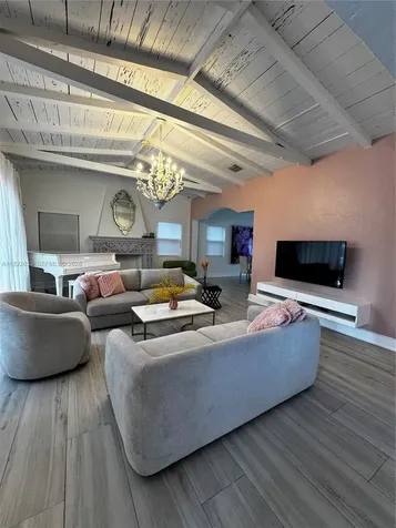 3470 Sheridan Avenue Miami Beach FL 33140